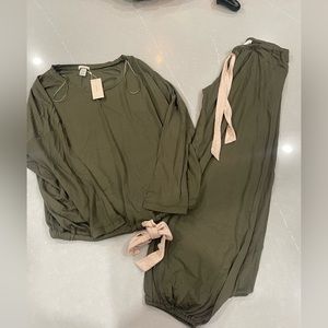 Eberjey lounge set NWT